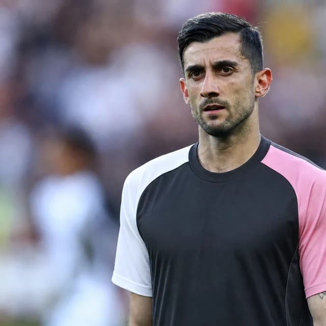 Ritratto realizzato con IA di Mattia Perin
