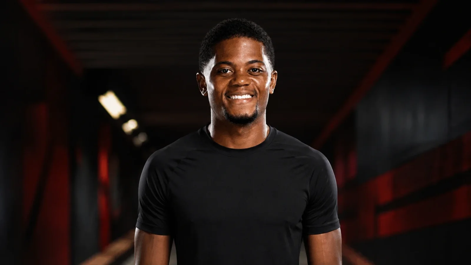 Illustrazione realizzata con IA per la notizia di mercato su Leon Bailey e Olympiakos Piräus