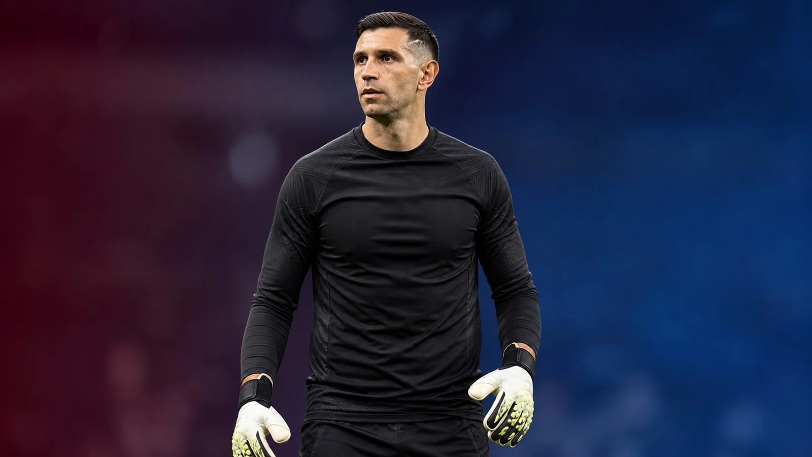Illustrazione realizzata con IA per la notizia di mercato su Emiliano Martínez e Chelsea FC